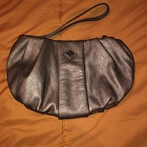 Simply Vera wristlet